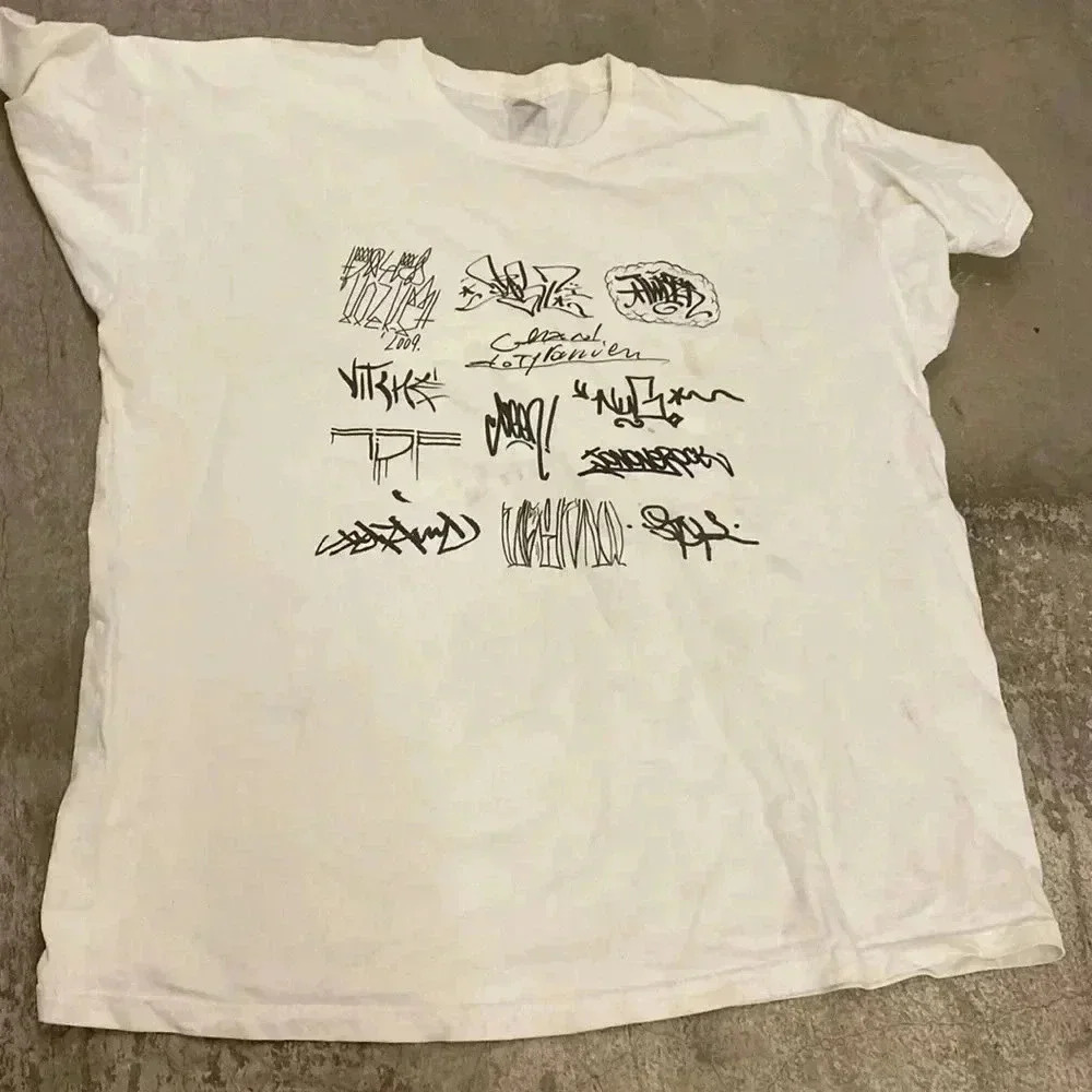 Fondation‎  cartier tshirt